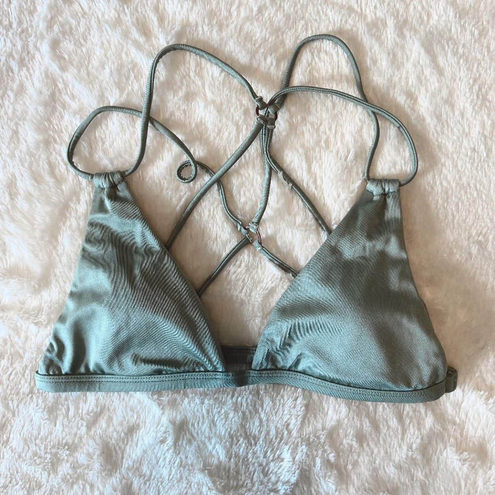 KENDALL & KYLIE Strappy Criss-Cross Triangle Bikini Top
